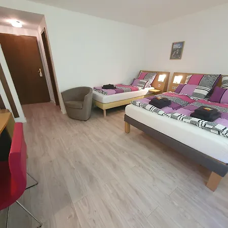 Nocleg ze śniadaniem Haus Schanzenblick Gaestezimmer8 Fuer 3 Personen Mit Bad Und Terrasse
